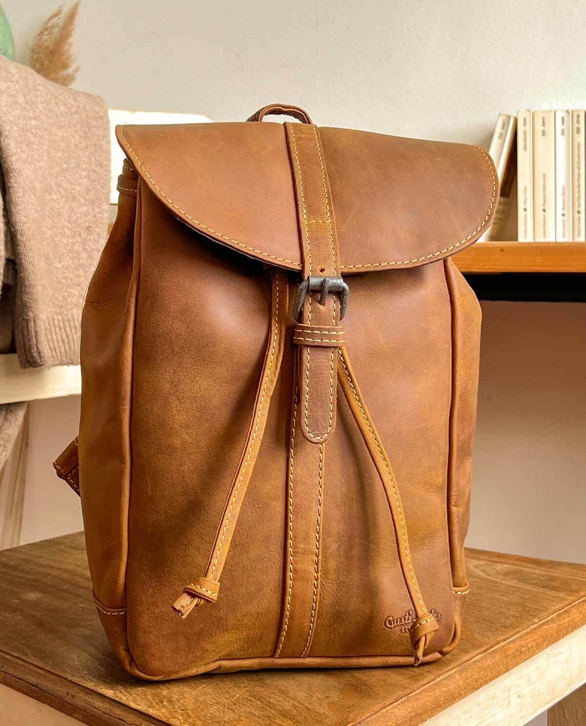 Leather backpack Claudia at gusti leather