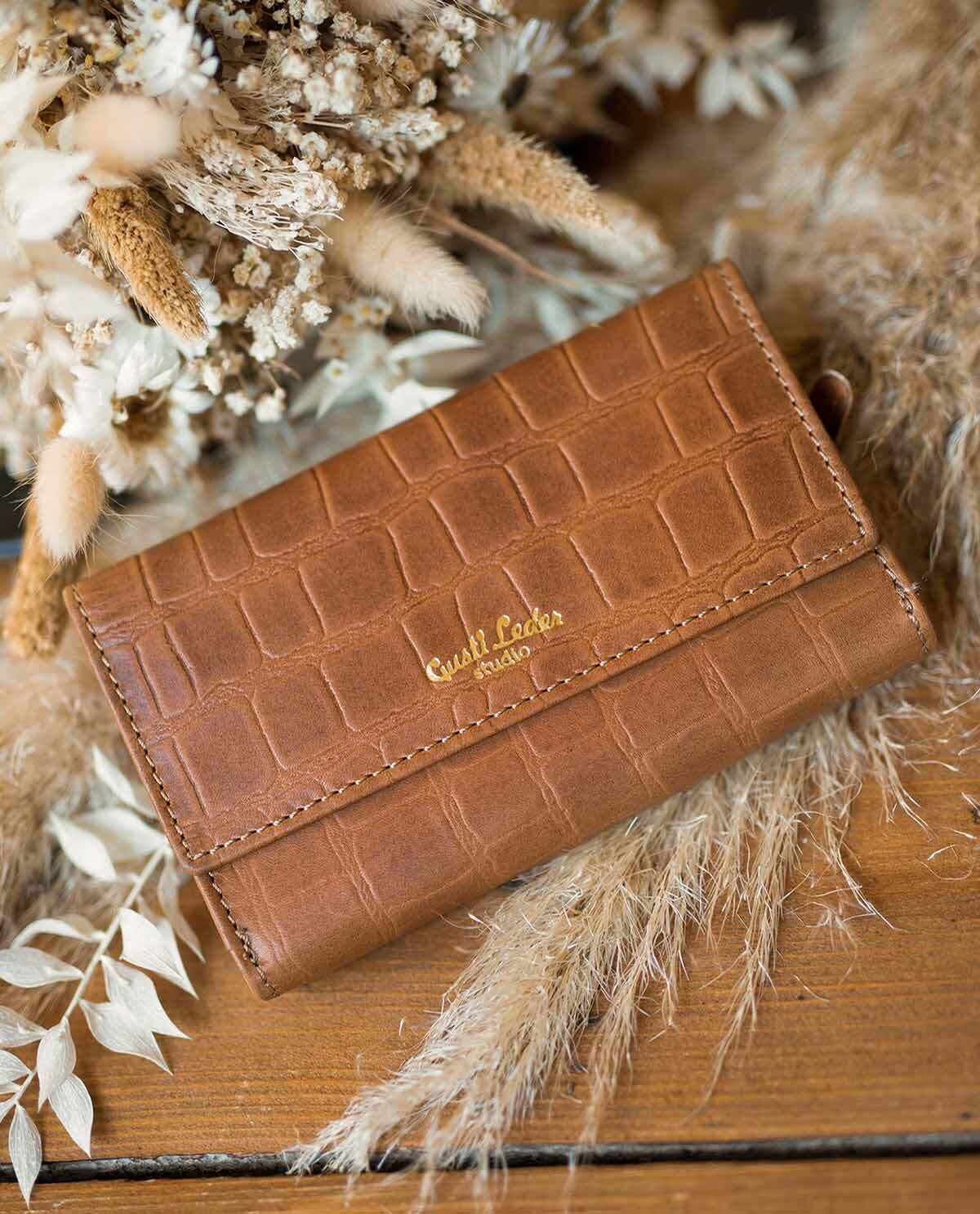 Brown ladies wallet hotsell