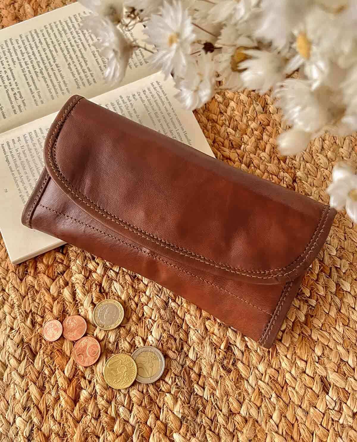 Ladies brown purse hotsell