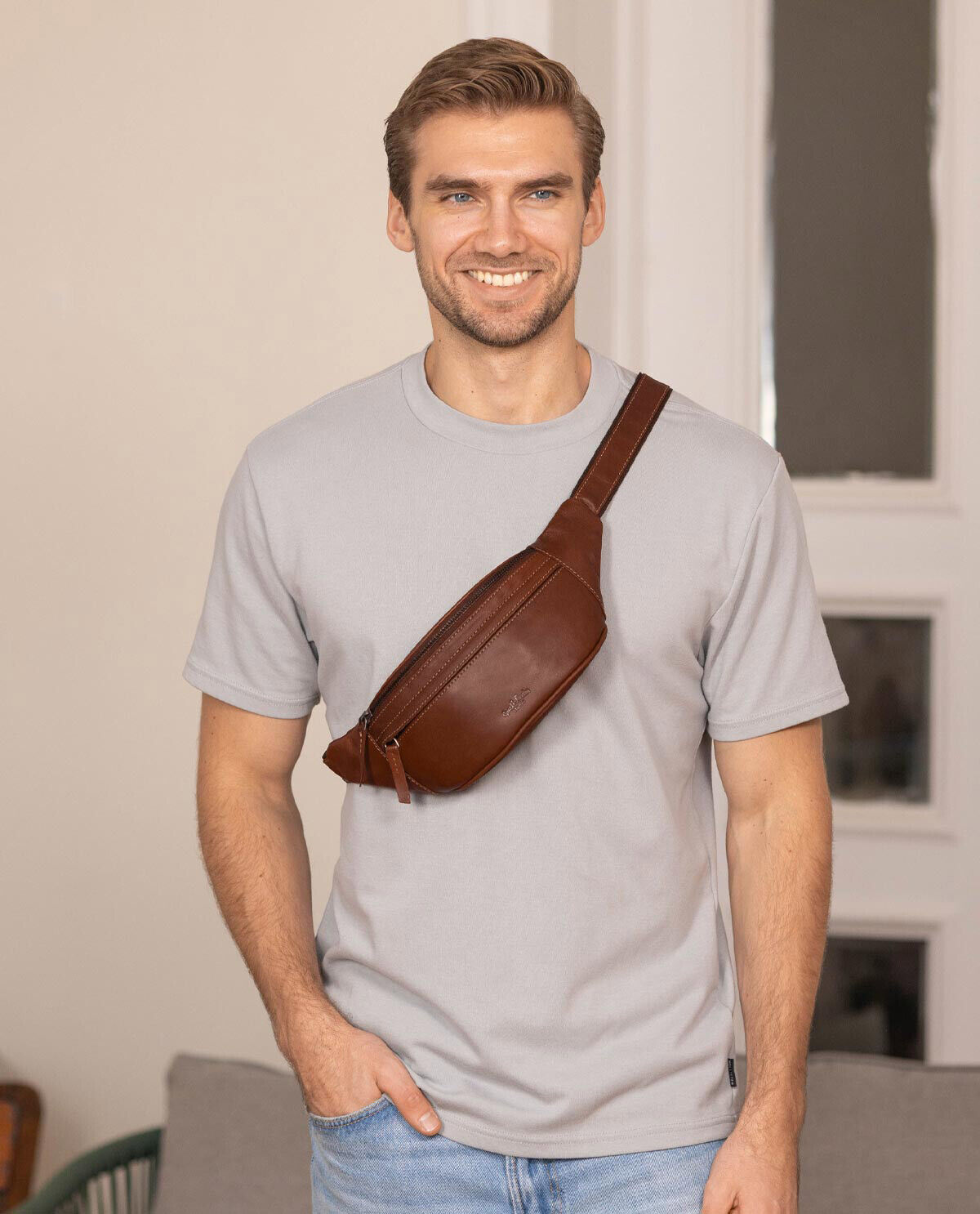 Leather belt bag Spencer at gusti leather