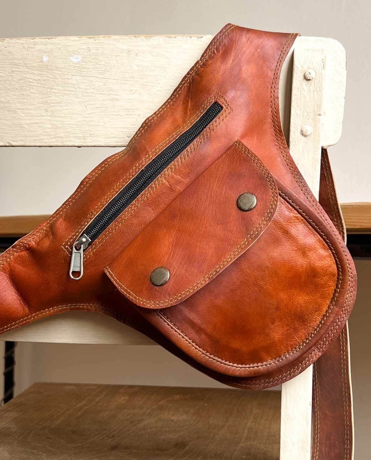 Leather belt bag Don at gusti leather